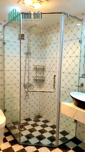 Bán ngôi nhà 87m2 phố Nghi Tàm, Tây Hồ Gara Ô tô 7 chỗ Lô góc Thang Máy 9.3 Tỷ