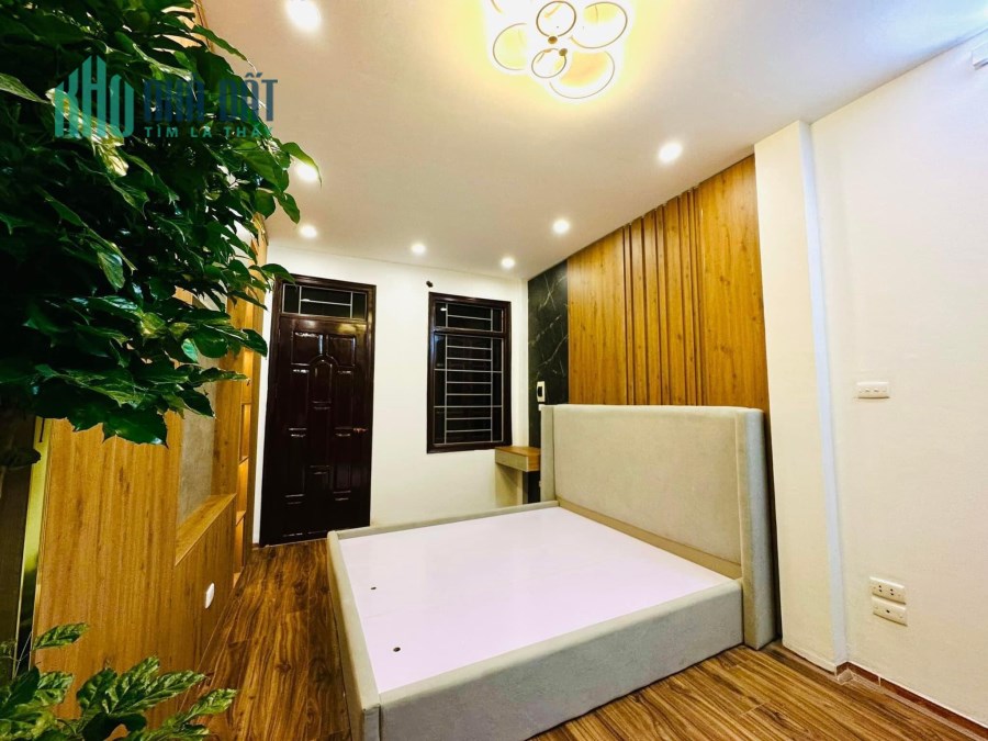 Bán nhà Trương Định dt 35m2 x5 tầng,mới,đẹp,ở luôn,giá 3,25 tỷ