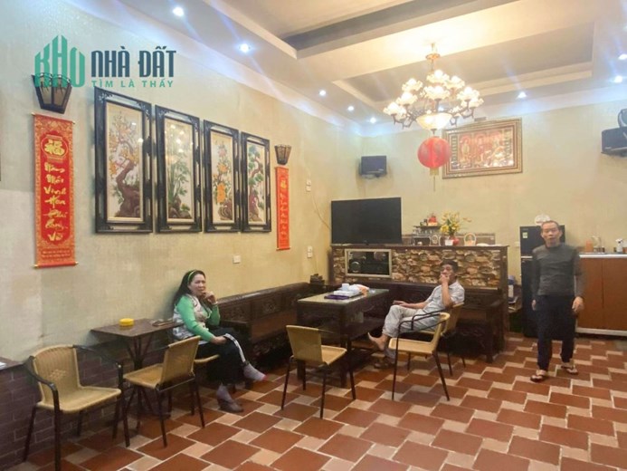 Bán nhà Nguyễn Văn Cừ, Long Biên, trước nhà ô tô tránh, kinh doanh, 53m2x 4 tầng, 8 tỷ 9