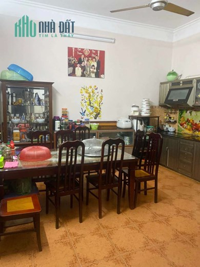 Bán nhà Nguyễn Văn Cừ, Long Biên, trước nhà ô tô tránh, kinh doanh, 53m2x 4 tầng, 8 tỷ 9