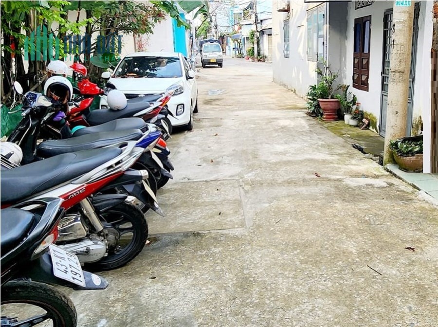 Nhà Nguyễn Nhàn, Ô tô đậu, 40m ra MT, 120m2, 2.x tỷ