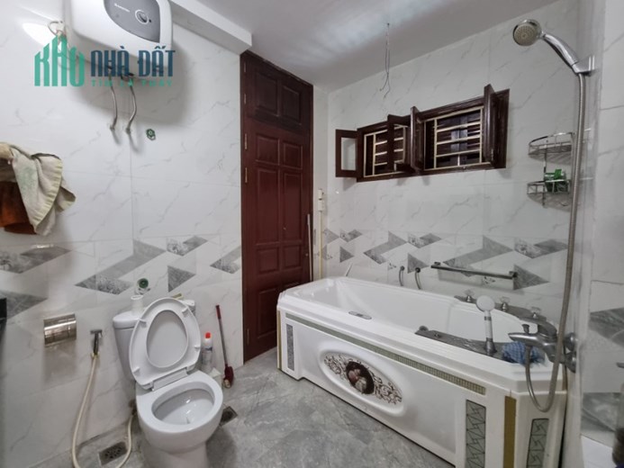 SIÊU HIẾM MẶT PHỐ QUAN NHÂN NHÂN CHÍNH 75M MẶT TIỀN 6M Ô TÔ KINH DOANH SẦM UẤT NHỈNH 13 TỶ