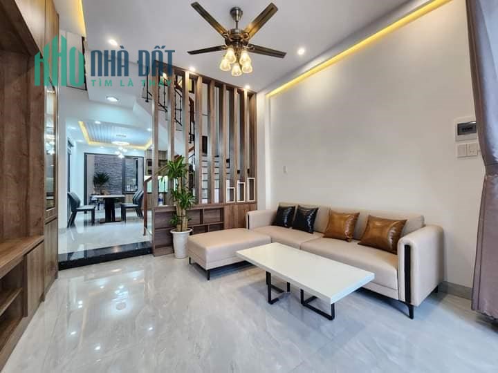 ĐI MỸ GÃ GẤP - Căn BT 3 Tầng Tôn Đức Thắng - SỤP => Chỉ còn 3 Tỷ XXX