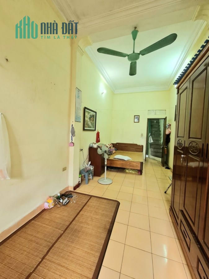 Bán nhà Quỳnh Mai Hai Bà Trưng 29m2 x 3 tầng MT 2.6m giá 5 tỷ