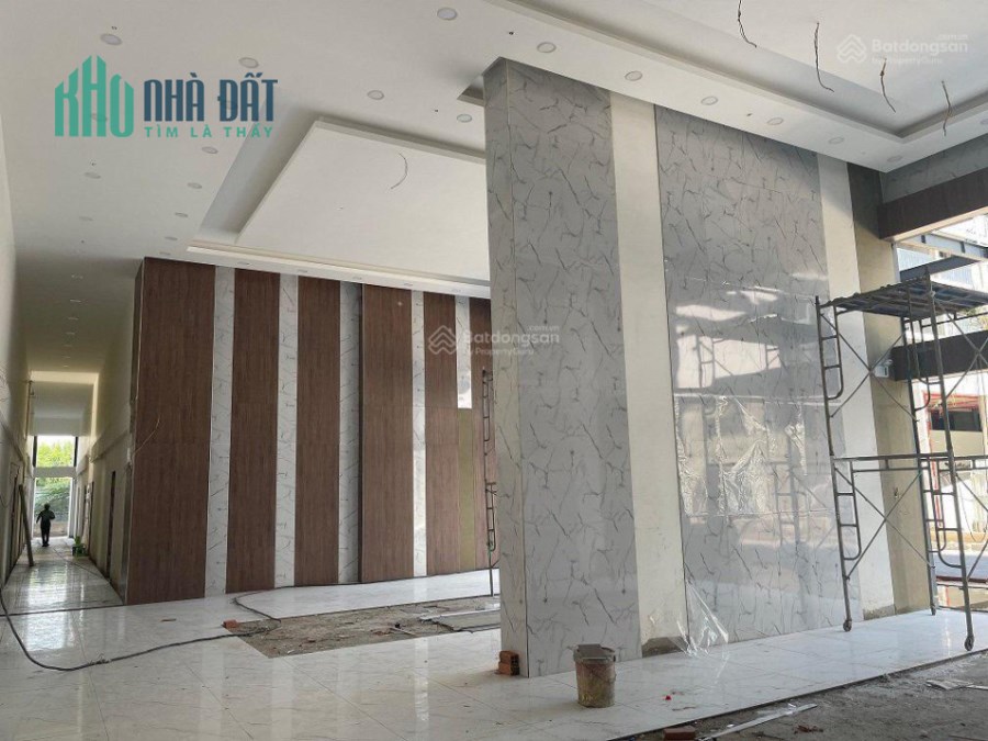 Căn hộ 2PN+2WC ngay mặt tiền Lý Chiêu Hoàng,quận 6 - 2.4 tỷ - vào ở ngay