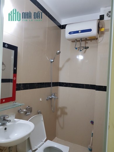 Bán nhà Đặng Văn Ngữ, 5 tầng, ô tô đỗ 10m, đi bộ 5 phút ra hồ Đắc Di, khu vực an ninh cực tốt.