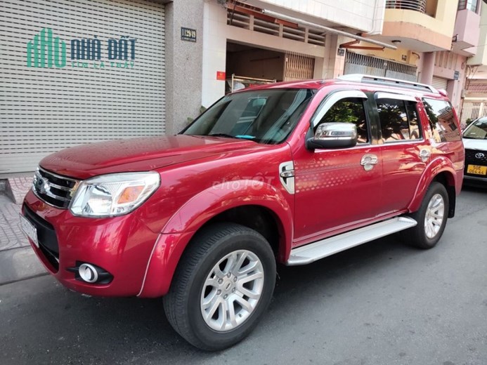 Chính chủ cần bán xe Ford Everest đỏ 2015 số tự động Phường 11, Quận Tân Bình, Tp Hồ Chí Minh
