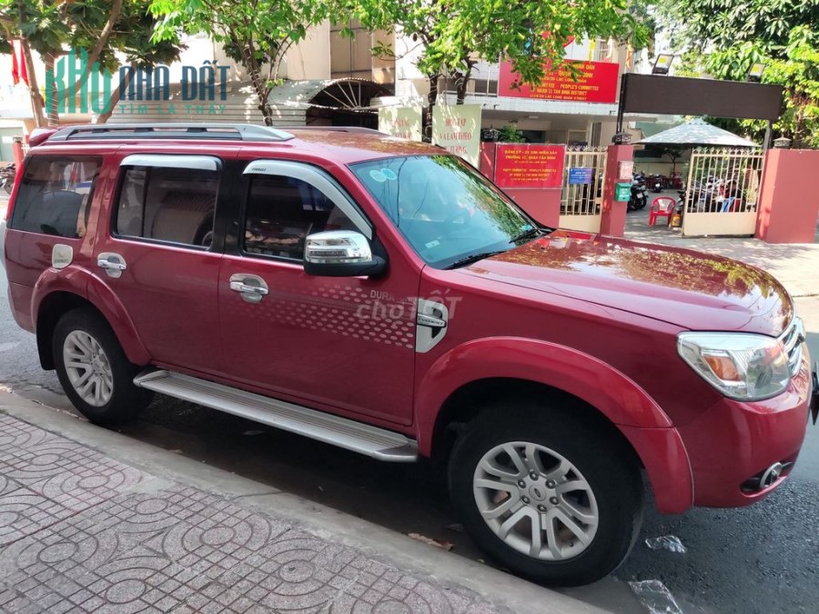 Chính chủ cần bán xe Ford Everest đỏ 2015 số tự động Phường 11, Quận Tân Bình, Tp Hồ Chí Minh