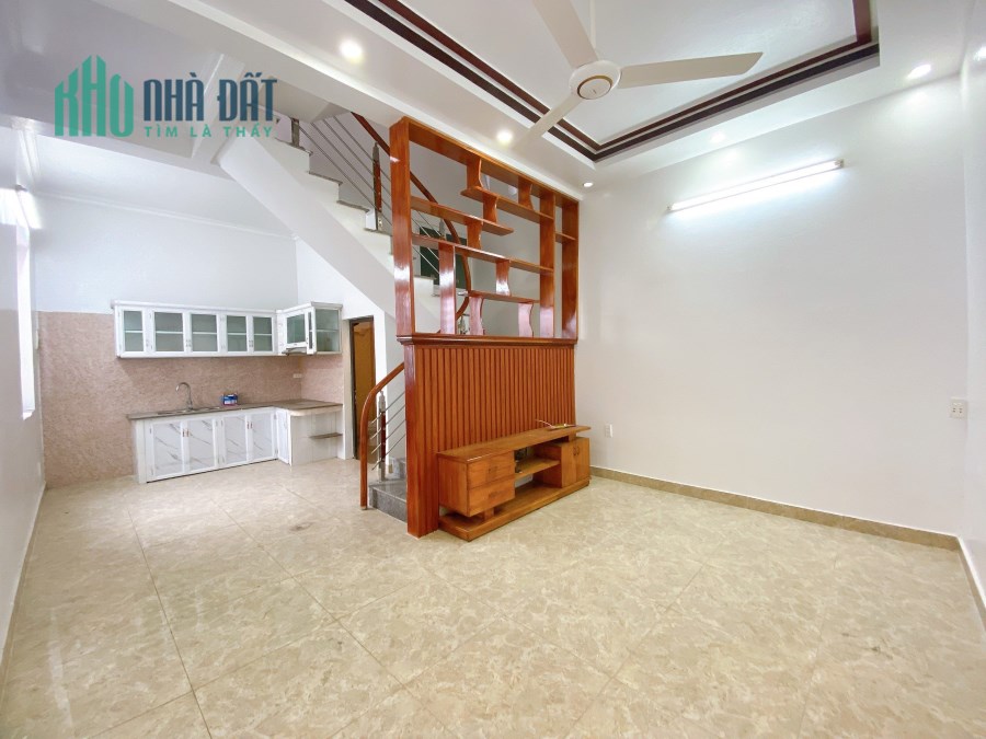 6.BÁN NHÀ NGAY AEON DÂN XÂY ĐỘC LẬP 3 TẦNG NGÕ TO RỘNG