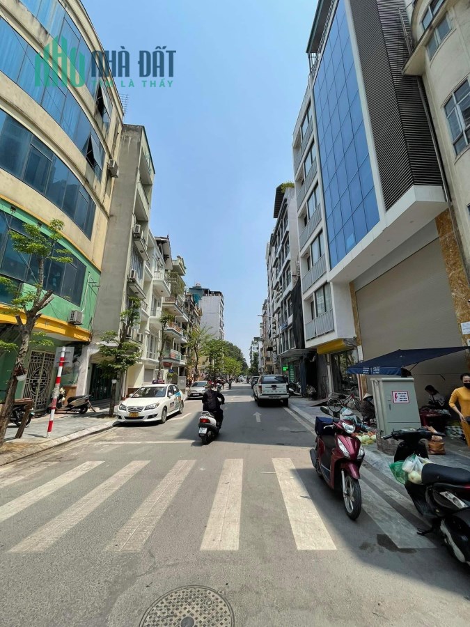 Nhà Mặt Phố Võng Thị, view Hồ Tây, Gara Ô TÔ,THANG MÁY,  100m2 x8T, 30 tỷ