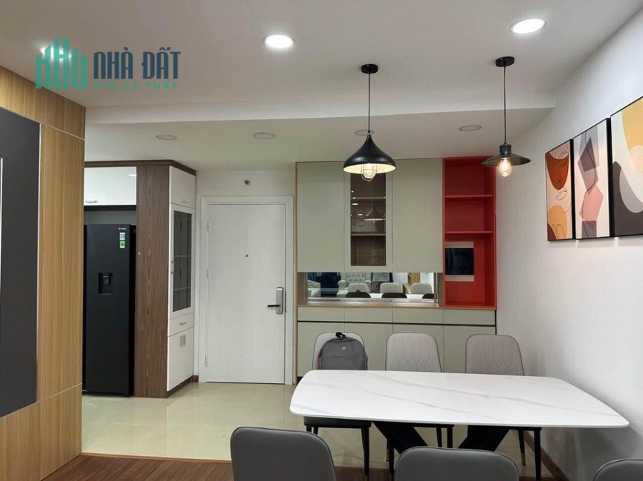 Chuyển nhượng 3pn 121m tòa  R1 goldmark city bán giá nhỉnh 4ty lh 0394392185