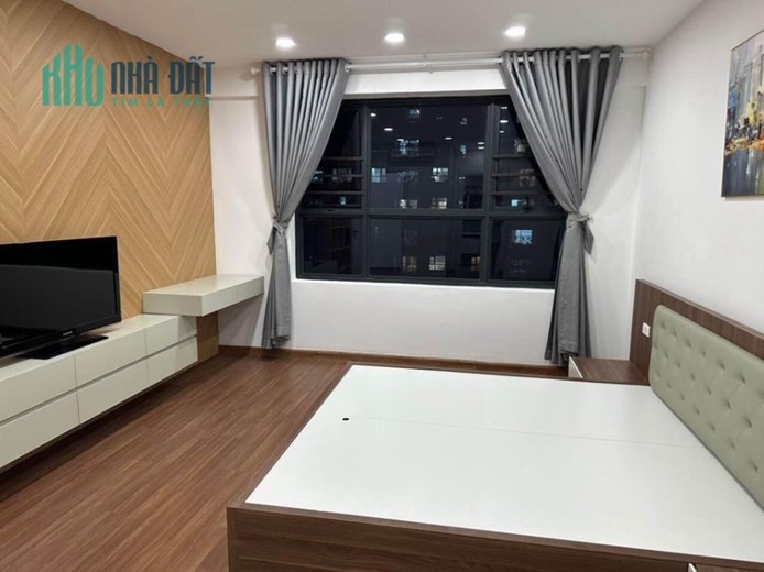 Chuyển nhượng 3pn 121m tòa  R1 goldmark city bán giá nhỉnh 4ty lh 0394392185