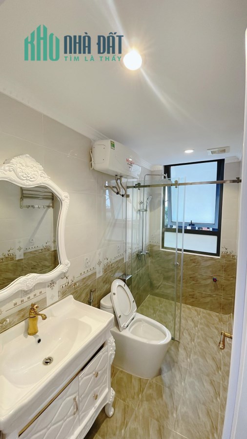 Nhà phúc đồng 57m2, 7 tầng thang máy, mặt tiền rộng ô tô vào nhà thuộc khu phân lô của lữ đoàn