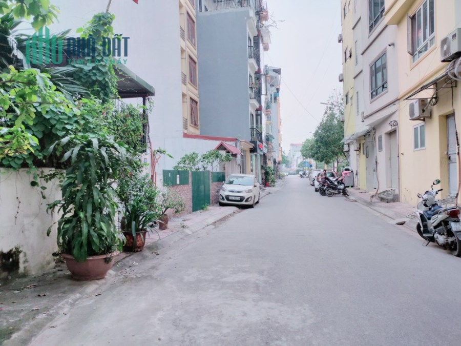 ĐẤT PHÂN LÔ, NGÕ TO 85M2, MẶT TIỀN 5M, CÁCH 10M RA PHỐ HỒNG TIỀN