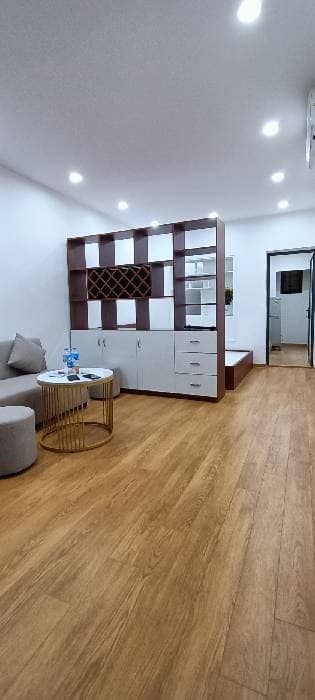 CẦN BÁN GẤP NHÀ PHỐ THÁI THỊNH, 40M2, 2 NGỦ, FULL NỘI THẤT, 1.525 TỶ, 0823934589.