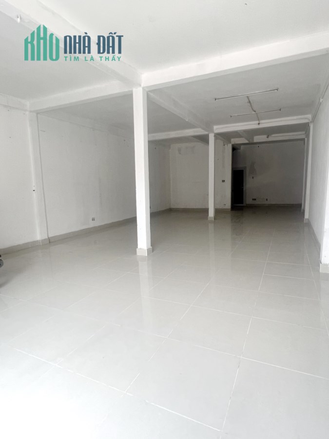 Cho thuê nhà 4 tầng mặt tiền Phạm Thế Hiển P3Q8 - Giá : 40 Triệu/Tháng