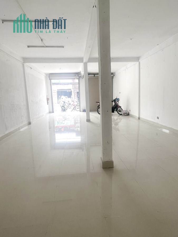 Cho thuê nhà 4 tầng mặt tiền Phạm Thế Hiển P3Q8 - Giá : 40 Triệu/Tháng