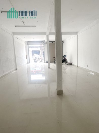 Cho thuê nhà 4 tầng mặt tiền Phạm Thế Hiển P3Q8 - Giá : 40 Triệu/Tháng