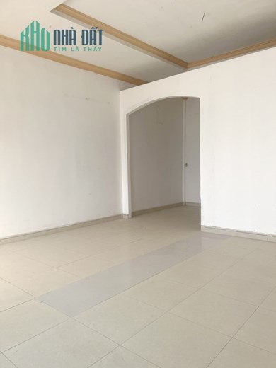 Cho thuê nhà 4 tầng mặt tiền Phạm Thế Hiển P3Q8 - Giá : 40 Triệu/Tháng