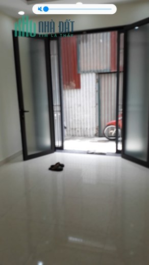 CHỉ 1,3 tỷ có ngay nhà 2 tầng, 2 ngủ sạch sẽ, mới cứng 36m2 Vĩnh Hưng, Hoàng Mai