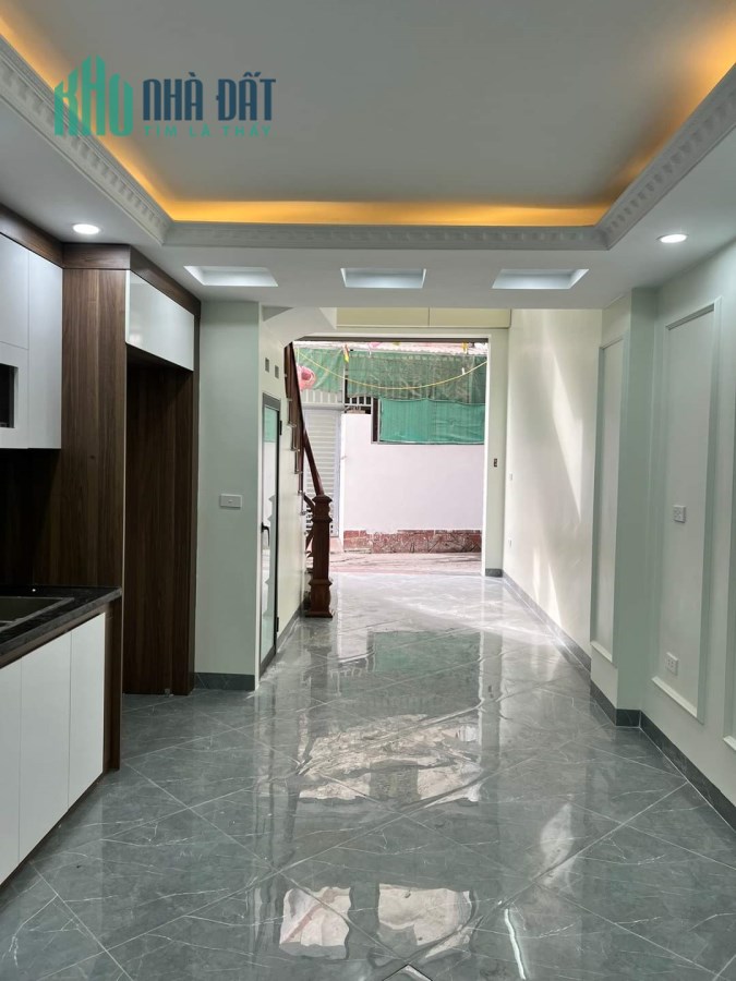 hơn 3 tỷ nhà mới đẹp Cổ Điển A, Tứ Hiệp, Thanh Trì, ô tô đỗ cửa, 5 tầng 3 ngủ dủ công năng
