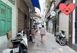 GẤP BÁN NHÀ HẺM XE HƠI TRUNG TÂM QUẬN 10- CÁCH CMT8 4 CĂN NHÀ- GẦN 40M2 SỬ DỤNG - AN NINH - NHỈNH 3