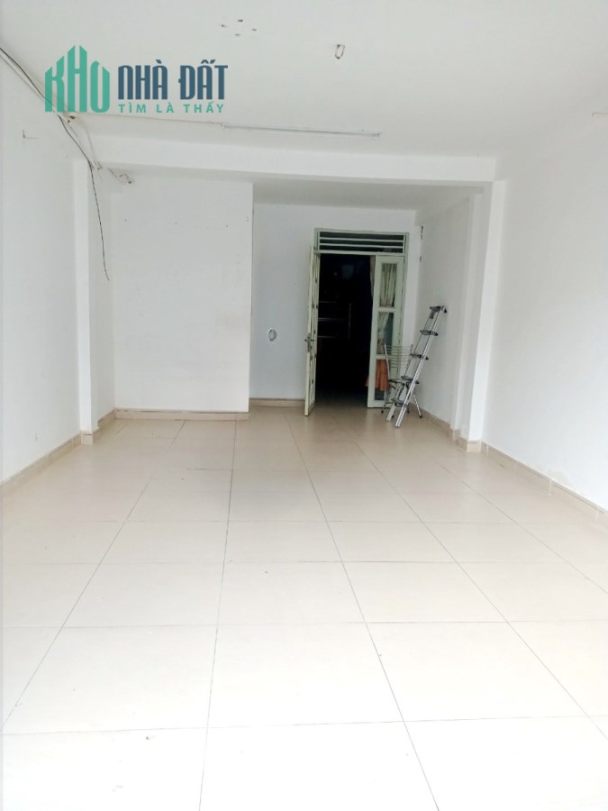 Cho thuê mặt bằng MT Phạm Thế Hiển P3Q8 - Giá : 8 Triệu / Tháng
