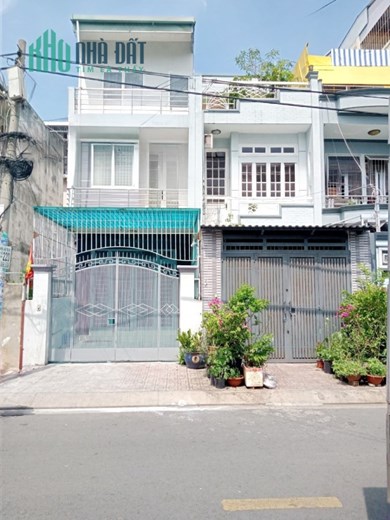 Nhà thuê 3 Tầng đường 266 Bùi Minh Trực P6Q8 - Giá : 15 Triệu