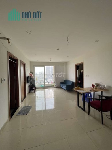 Cho thuê căn hộ chung cư 3 PN 2wc diện tích 82m2