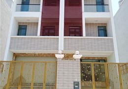 Nhà Thuê căn đôi 200m2 - 4 Tầng + Hầm + Thang Máy - Giá : 65 Triệu