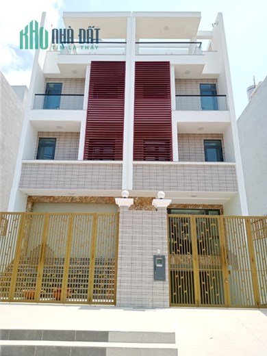 Nhà Thuê căn đôi 200m2 - 4 Tầng + Hầm + Thang Máy - Giá : 65 Triệu
