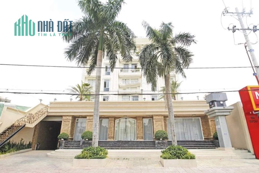 Cần Cho thuê lại phòng duplex cao cấp giá rẻ , full nội thất, có thang máy, hầm để xe