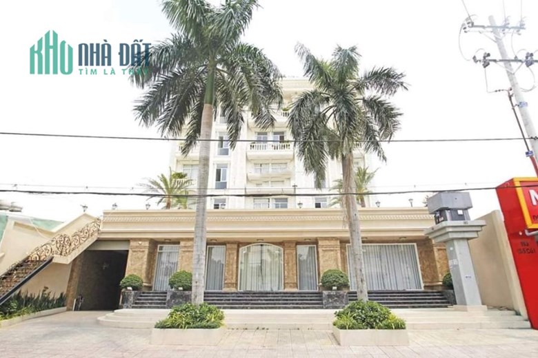 Cần Cho thuê lại phòng duplex cao cấp giá rẻ , full nội thất, có thang máy, hầm để xe
