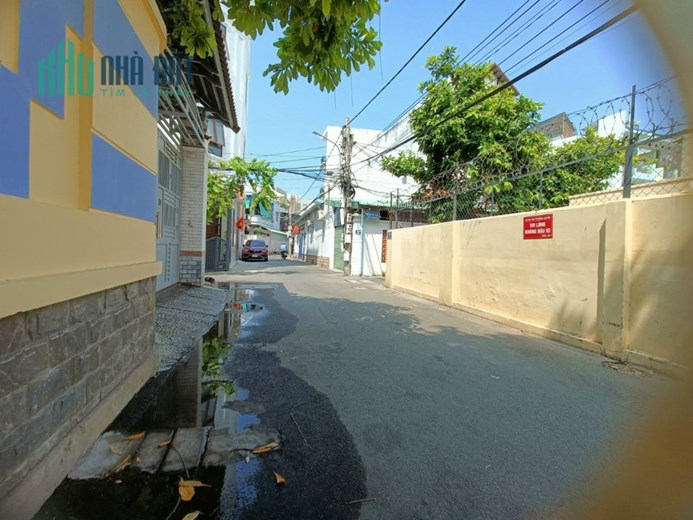 bán nhà 1 trệt 1 lầu góc lê hồng phong đường hẻm xe tải cách đường lớn chỉ vài bước chân giá 3ty