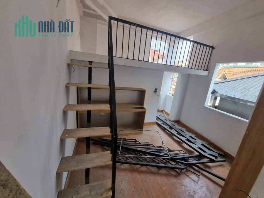 GÀ ĐẺ TRỨNG VÀNG 12%/ NĂM - TRUNG TÂM CẦU GIẤY - 12M RA Ô TÔ - BA GÁC VÀO TẬN NHÀ- Diện tích 90m x