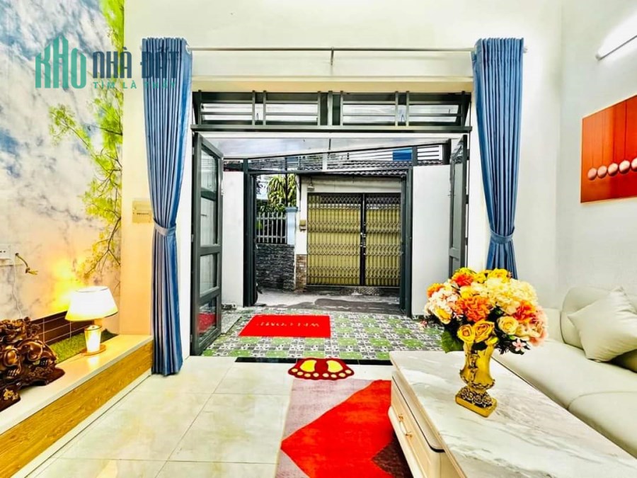 Siêu hiếm. Mặt tiền đường Hoa, 61m2 (5,2x12), Nhà mới 4 lầu, chỉ 12.3 tỷ, đang cho thuê 360tr/n