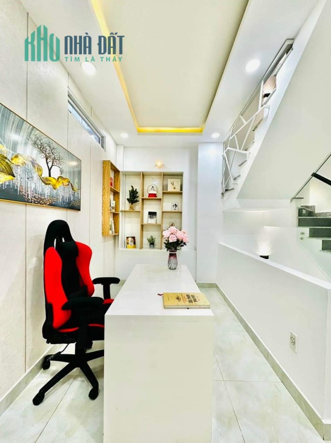 Siêu hiếm. Mặt tiền đường Hoa, 61m2 (5,2x12), Nhà mới 4 lầu, chỉ 12.3 tỷ, đang cho thuê 360tr/n