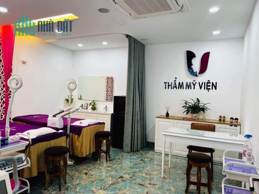 Mặt Tiền Trung Tâm Gần Chợ Thủ Đức, 200M2, Giòng Tiền Sẵn 120Tr, Giá 25 Tỷ (Thương Lượng)