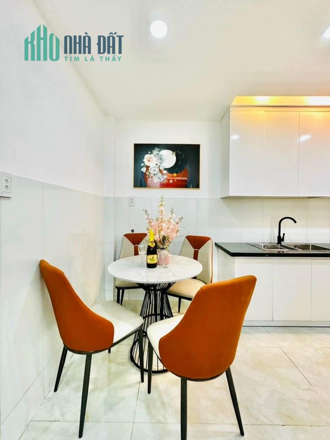 Có 1 0 2 - Ở ngay, nhà đẹp kiên cố (5x13), 4 phòng khép kín, thiết kế xịn xò - 8,4 tỷ