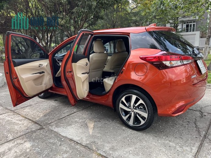 Chủ xe định cư nước ngoài cần bán xe Toyota Yaris
