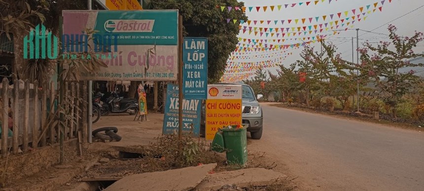Bán đất gần cửa hàng xe máy Chí Cường, Tân Trào, Tuyên Quang. Cách mặt đường to 200m. giá chỉ 15