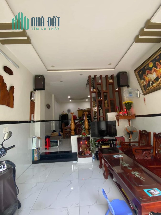 Giá tốt chỉ 5.38 tỷ TL chính chủ nhà Phan Huy Ích, 4x12m, Hẻm 5m, 3 tầng