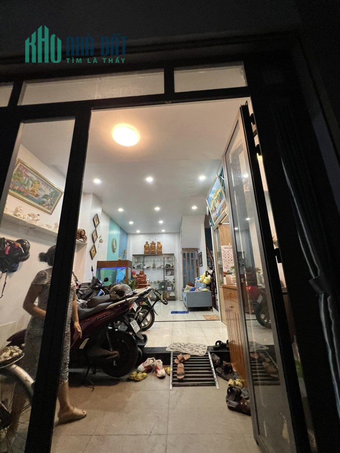 NGỘP BANK GIẢM MẠNH 1 TỶ. GIÁ CHỈ CÒN 7 TỶ - XVNT GẦN CÔNG VIÊN TẦM VU - 52M2 - HXH ĐỖ CỔNG