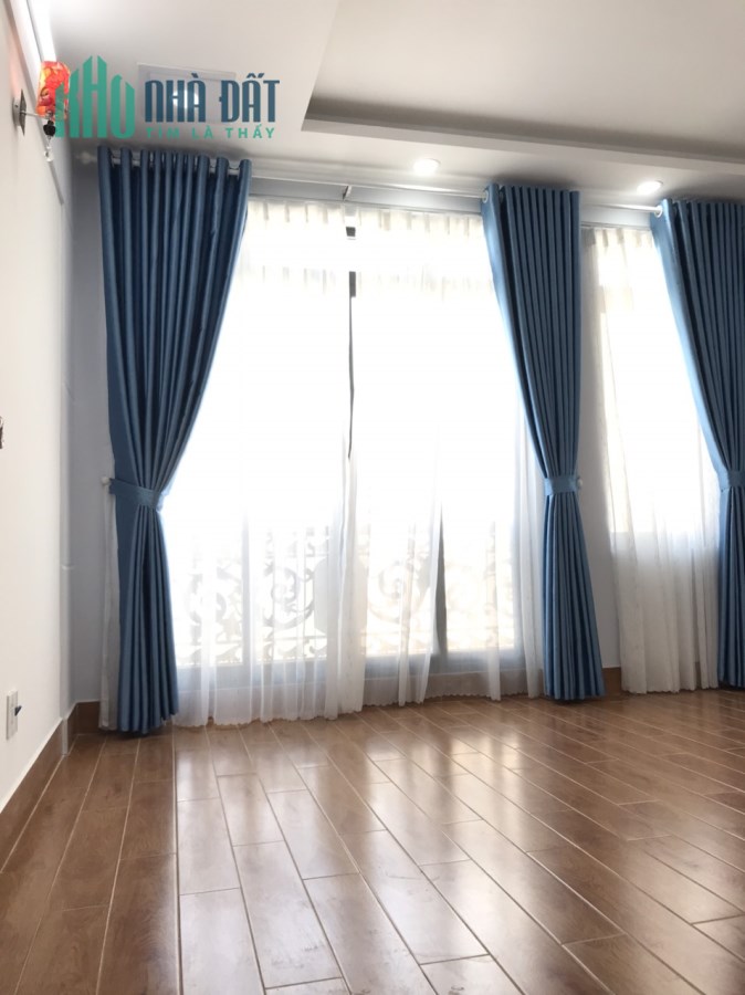 Chính chủ cần bán căn nhà HXH 3 lầu, 46.2m, Hoàng Bật Đạt, p15, Tân Bình
