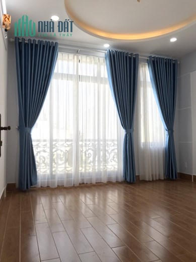 Chính chủ cần bán căn nhà HXH 3 lầu, 46.2m, Hoàng Bật Đạt, p15, Tân Bình