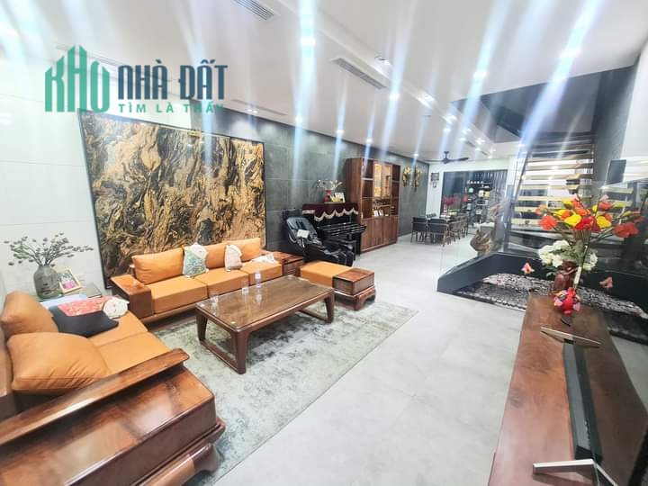 BÁN NHÀ PHỐ VĂN CAO, 79M2, THIẾT KẾ SANG TRỌNG, THANG MÁY C, Ở SƯỚNG, 8.5 TỶ