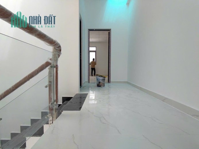 Bán Nhà Ngay KCN Cầu Tràm - Kế Bên KDC Trung Thành - Cách Chợ Bình Chánh 15phút di chuyển - Chính