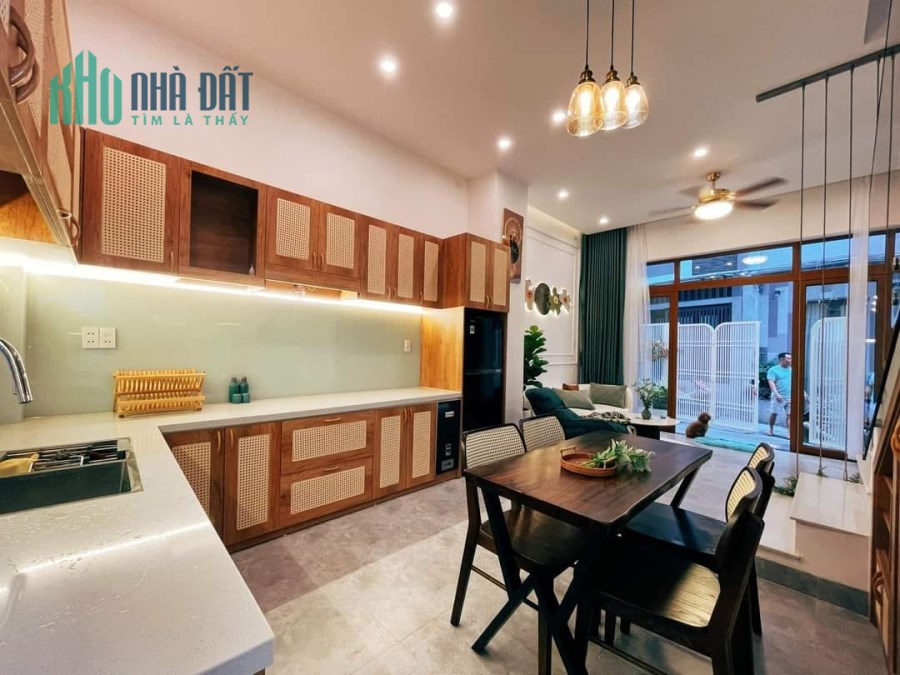 NHÀ ĐẸP 3 TẦNG 3 MÊ KIỆT LÊ ĐÌNH LÝ - QUẬN HẢI CHÂU