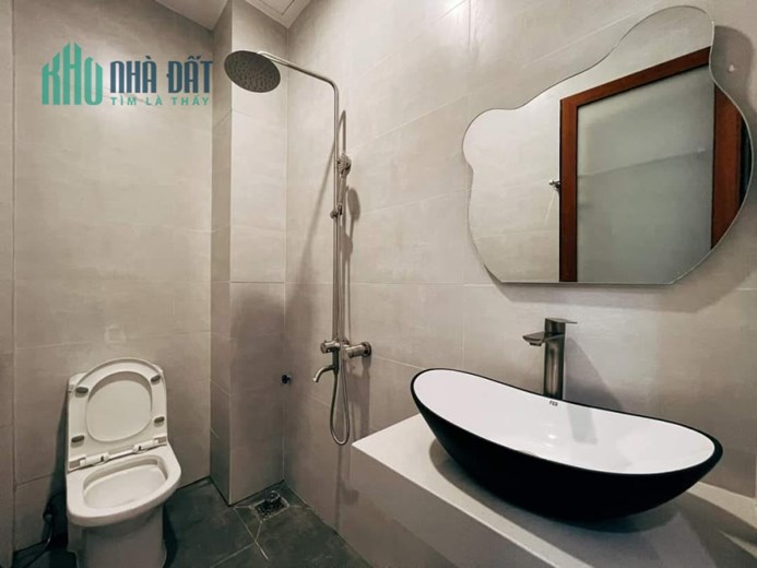 NHÀ ĐẸP 3 TẦNG 3 MÊ KIỆT LÊ ĐÌNH LÝ - QUẬN HẢI CHÂU