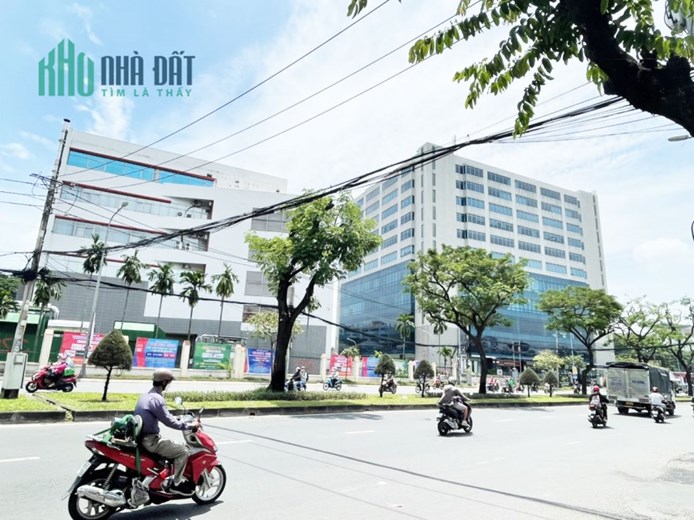 NGANG 8M - 135M2 - GỒM 14 PHÒNG TRỌ LUÔN FULL VÀ MẶT TIỀN KINH DOANH CAFE - THU NHẬP TRÊN 30